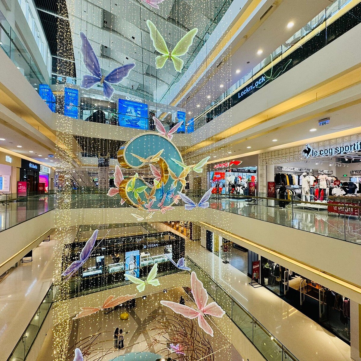Crescent Mall Quận 7 có gì - Hình 5