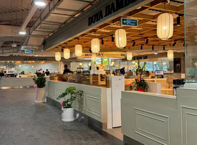 Diamond Plaza có đồ ăn gì - Hình 2