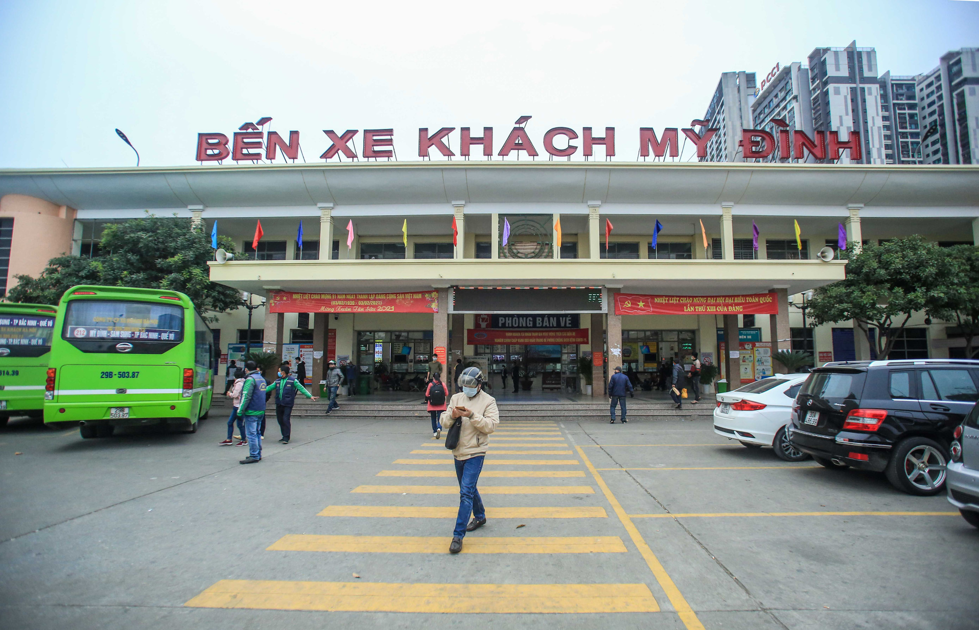 bến đón của nhà xe - Hình 1