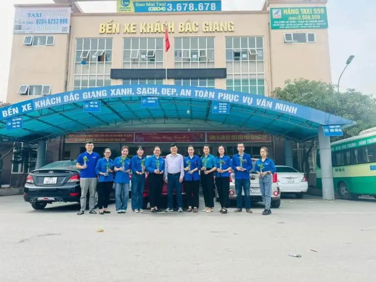 bến xe bác ái - Hình 2