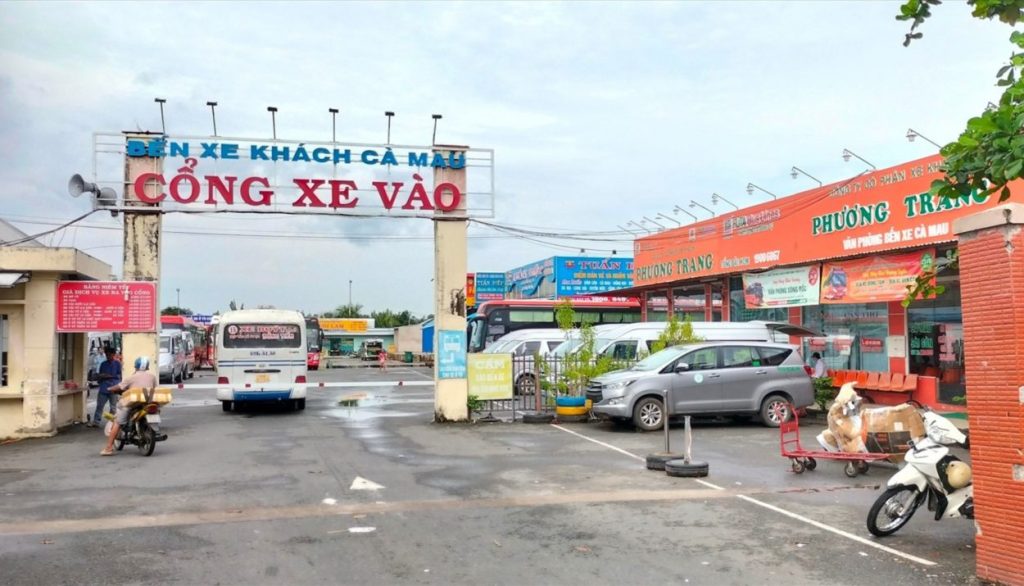 bến xe cà mau