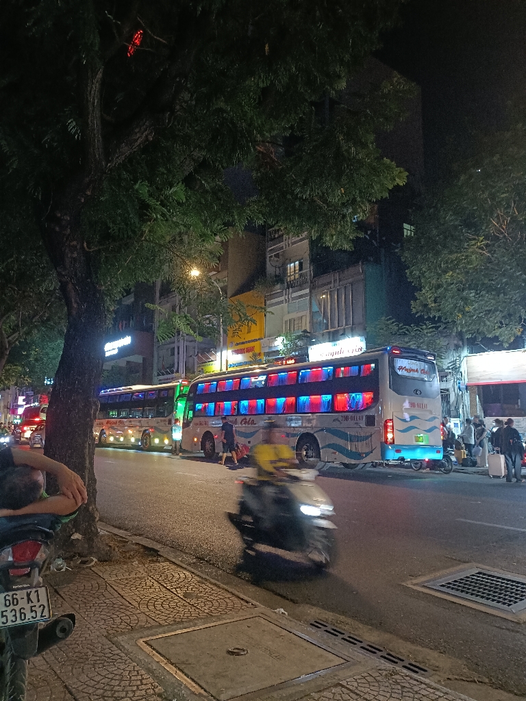 bến xe cam lâm