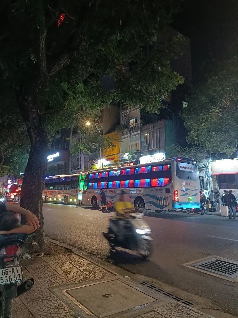 bến xe cam lâm