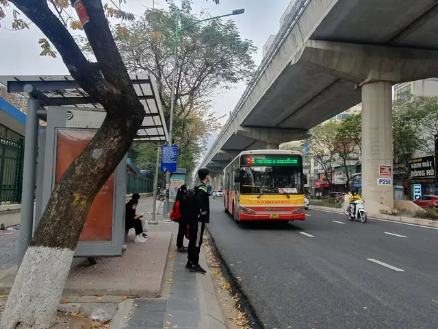 bến xe cầu giấy - Hình 3
