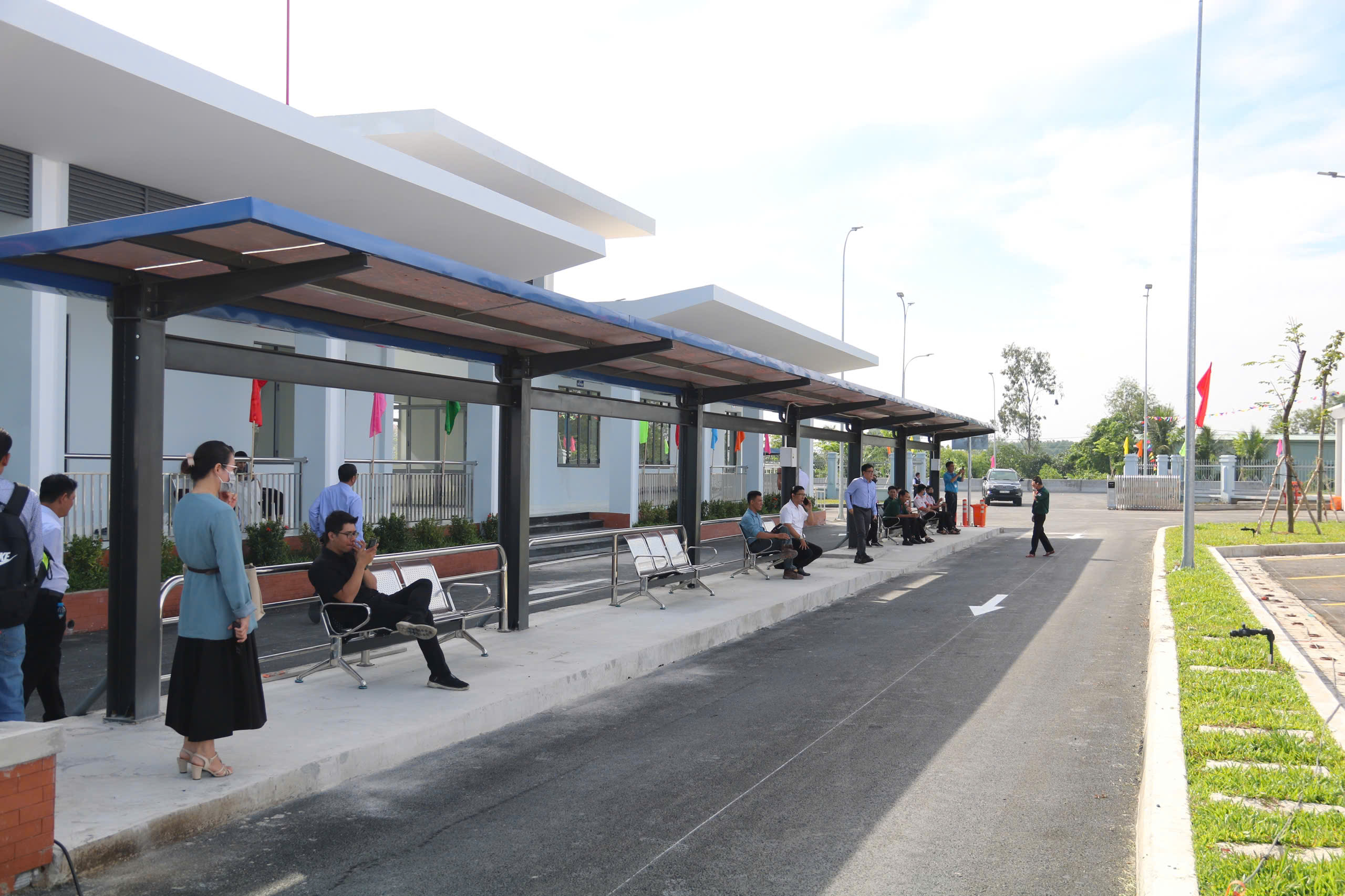 bến xe hóc môn - Hình 2