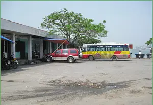 bến xe hòn gai