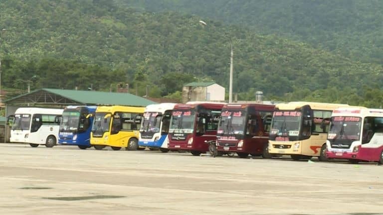 bến xe mèo vạc