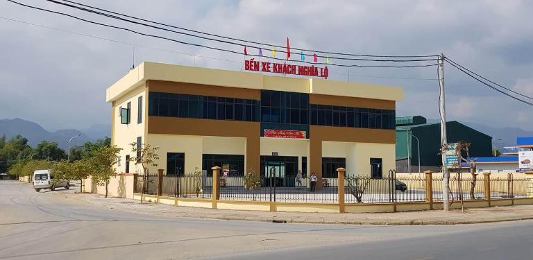 bến xe nghĩa lộ