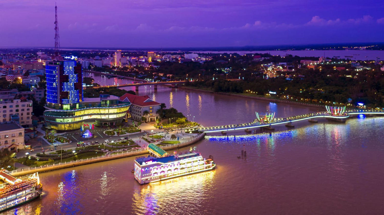 bến xe ninh kiều - Hình 3