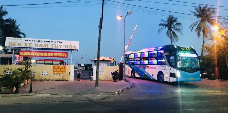 bến xe phú hòa