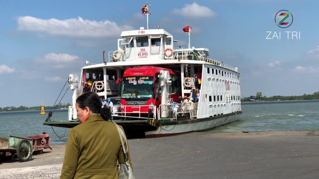 du lịch Bến phà Đình Khao