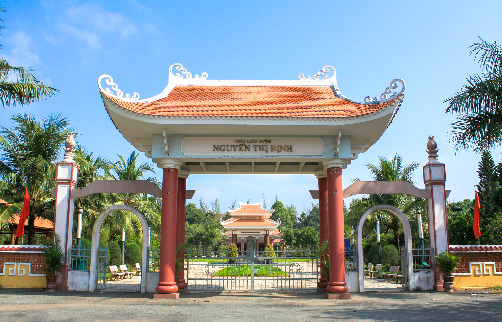 du lịch Khu lưu niệm Nguyễn Thị Định - Hình 1