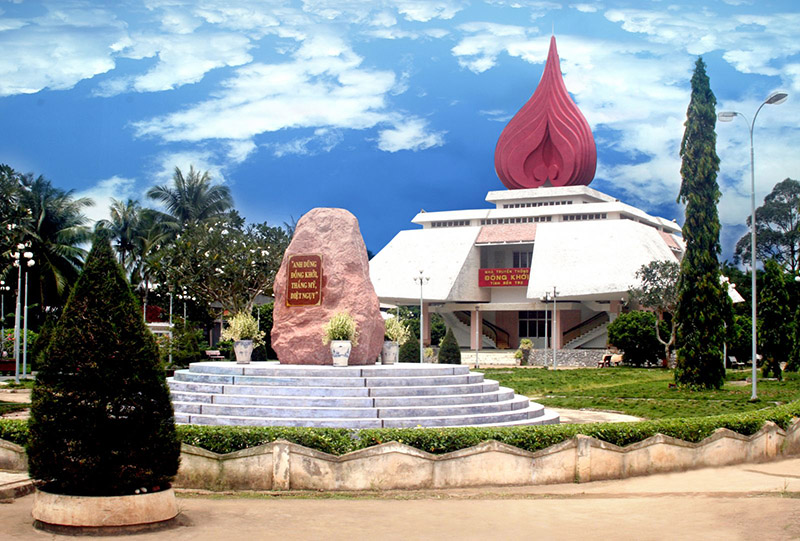 du lịch Mỏ Cày Nam - Hình 2