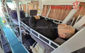 nhà xe có ổ cắm sạc