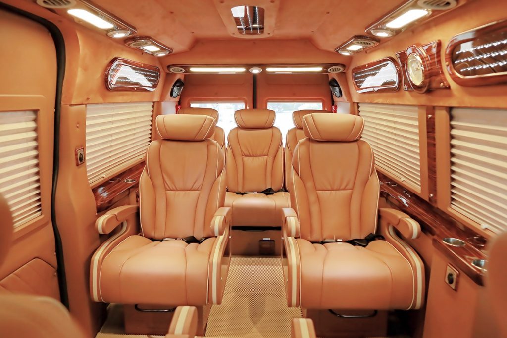 nhà xe đông xuyên limousine - Hình 5