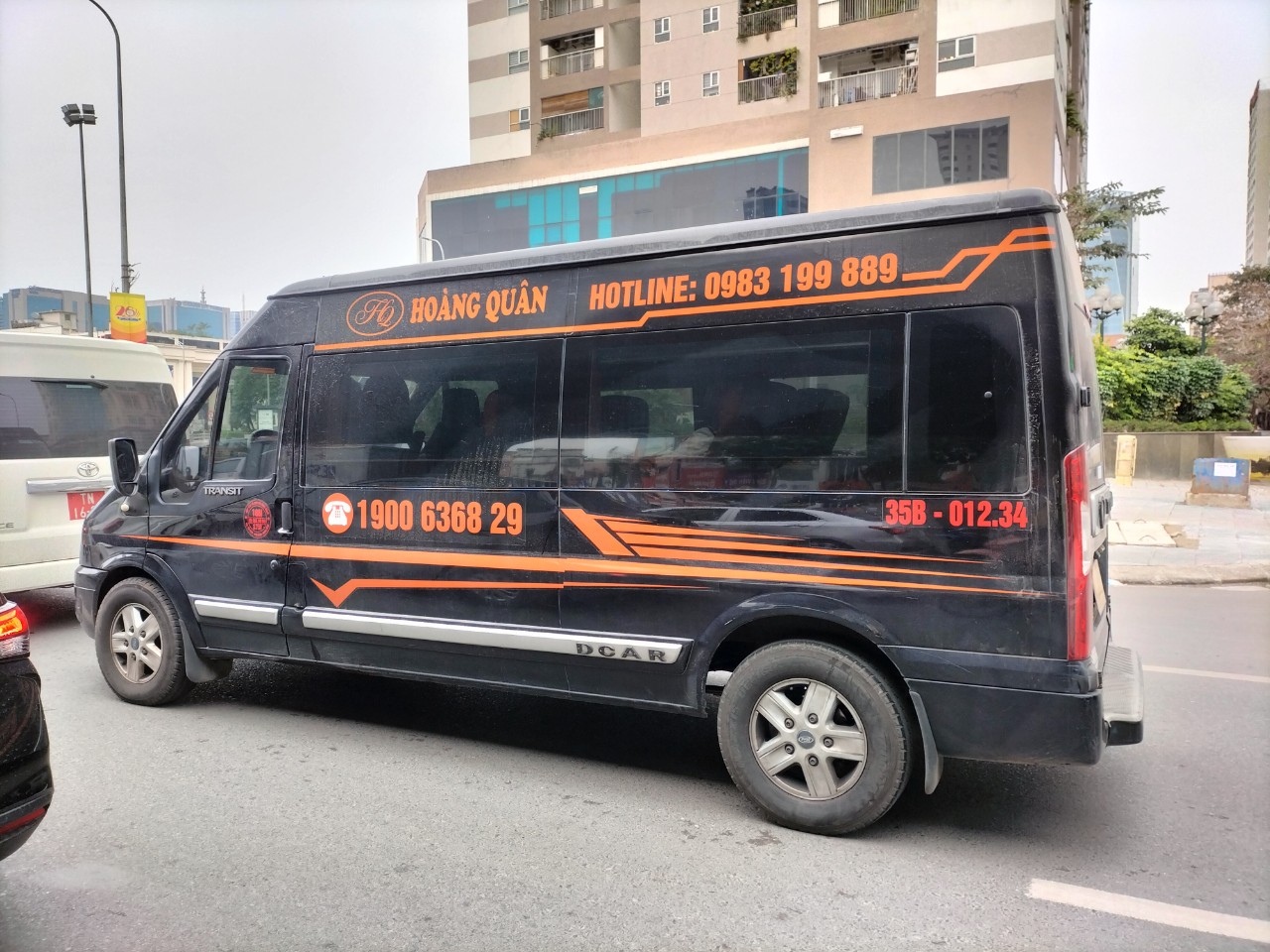 nhà xe hoàng quân - Hình 1