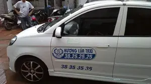 nhà xe hương lúa