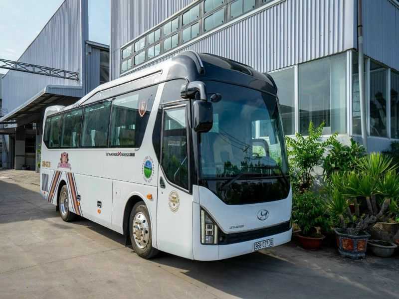 nhà xe limousine 19 chỗ - Hình 2