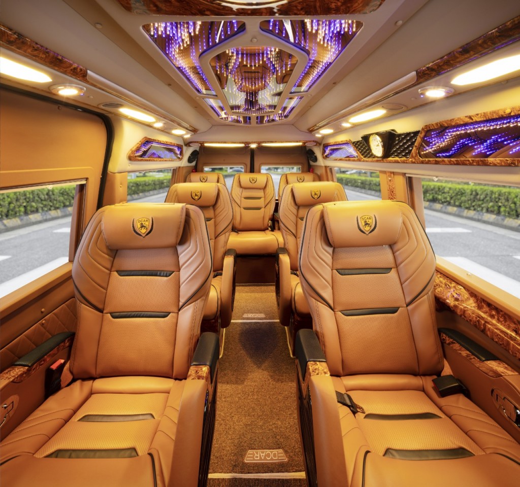 nhà xe limousine 9 chỗ - Hình 3