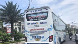nhà xe sơn tùng