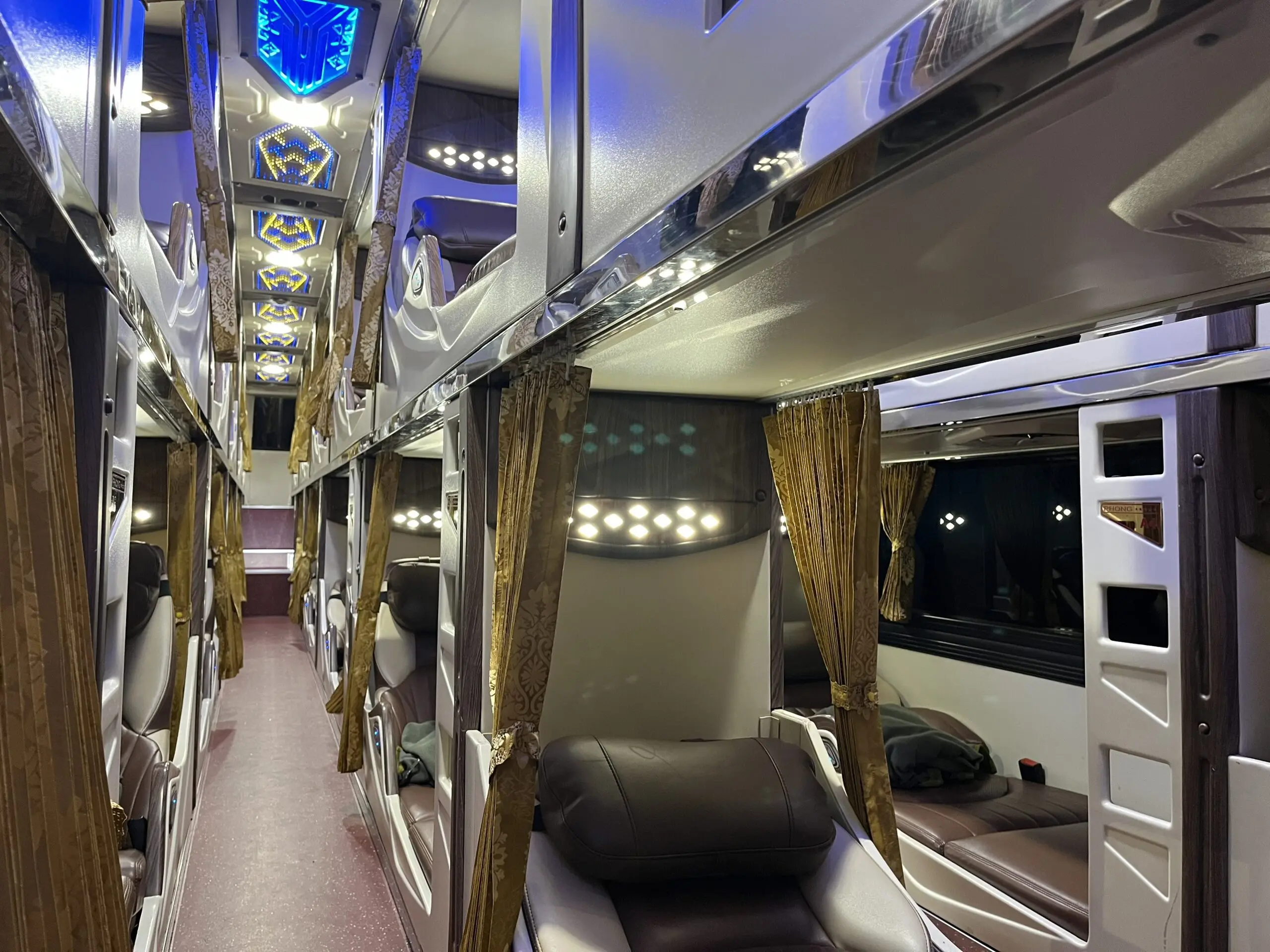 nhà xe tuấn hưng limousine - Hình 1
