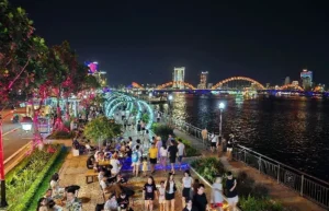 phố đi bộ Bạch Đằng Đà Nẵng